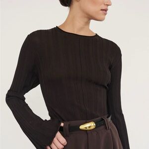 Dissh Chocolate Brown Top NWT Larger